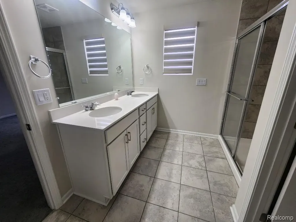 1459 Arcadia Drive Milford Charter Township MI 48381