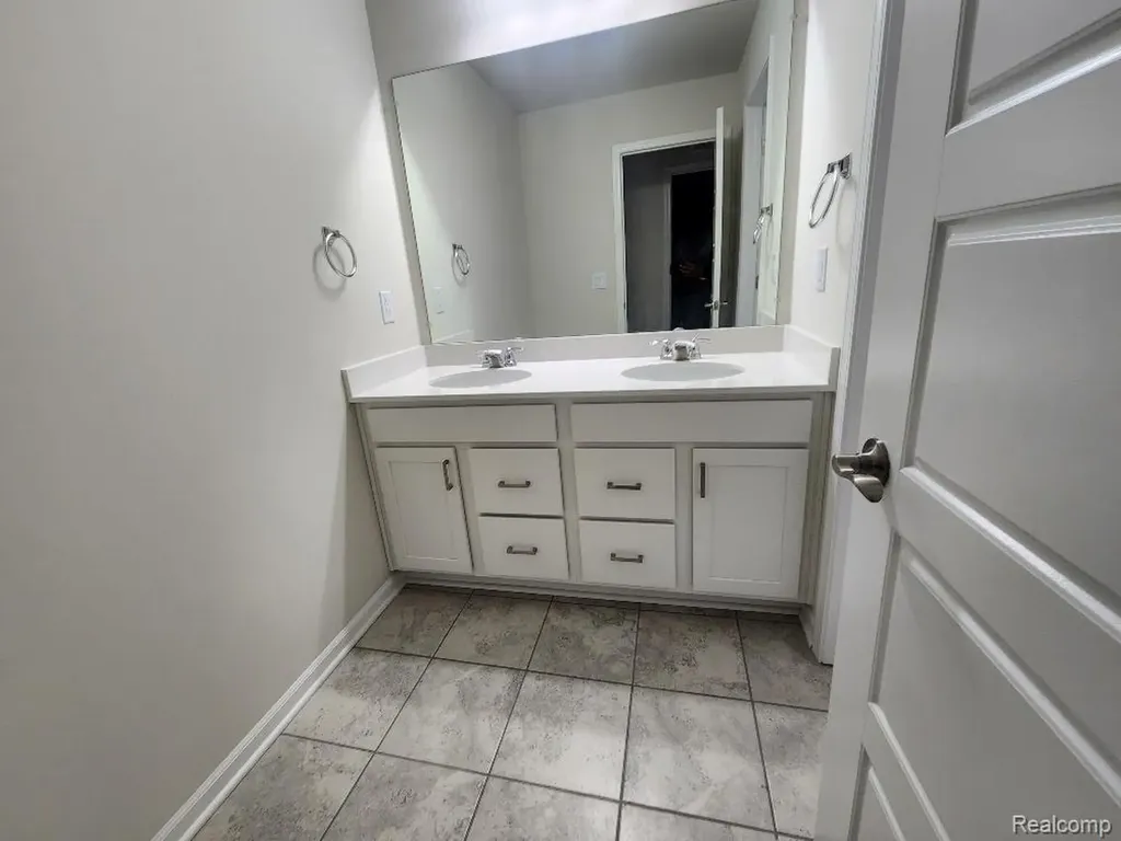 1459 Arcadia Drive Milford Charter Township MI 48381