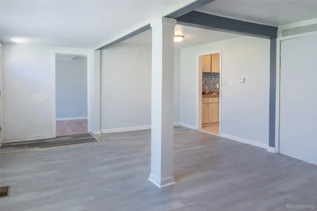 1401 University Avenue Lincoln Park City MI 48146