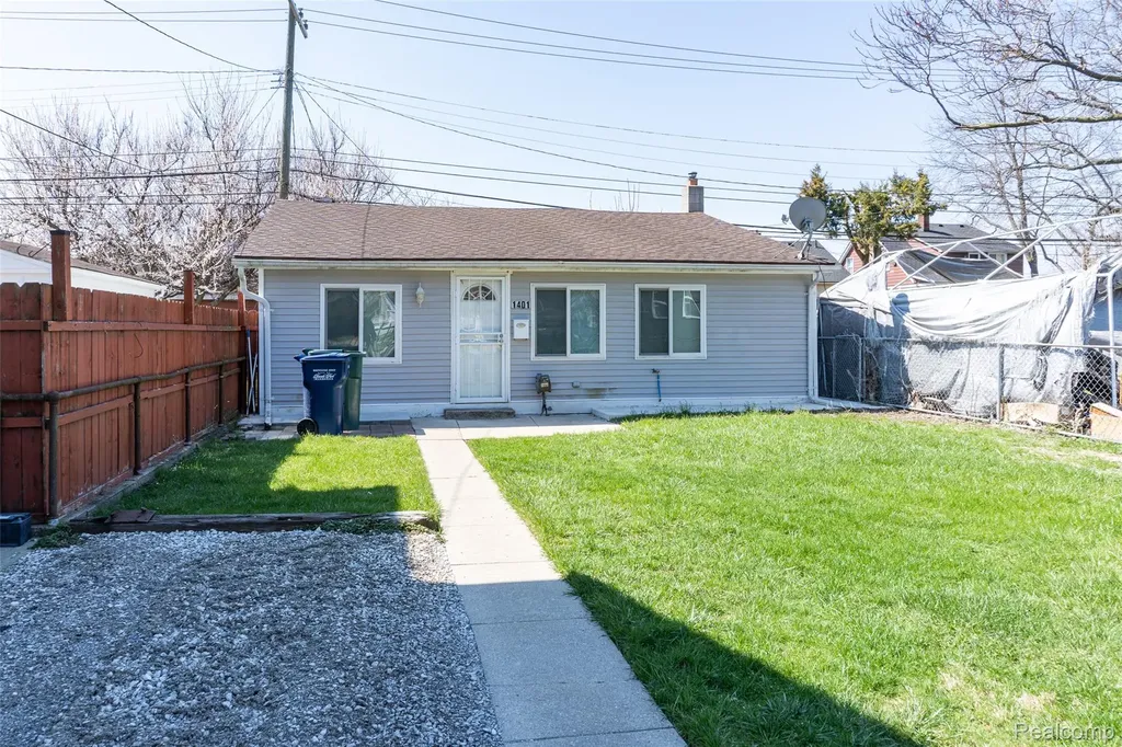 1401 University Avenue Lincoln Park City MI 48146