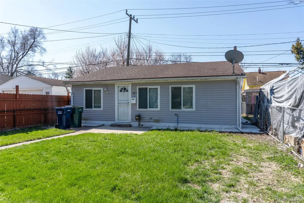 1401 University Avenue Lincoln Park City MI 48146