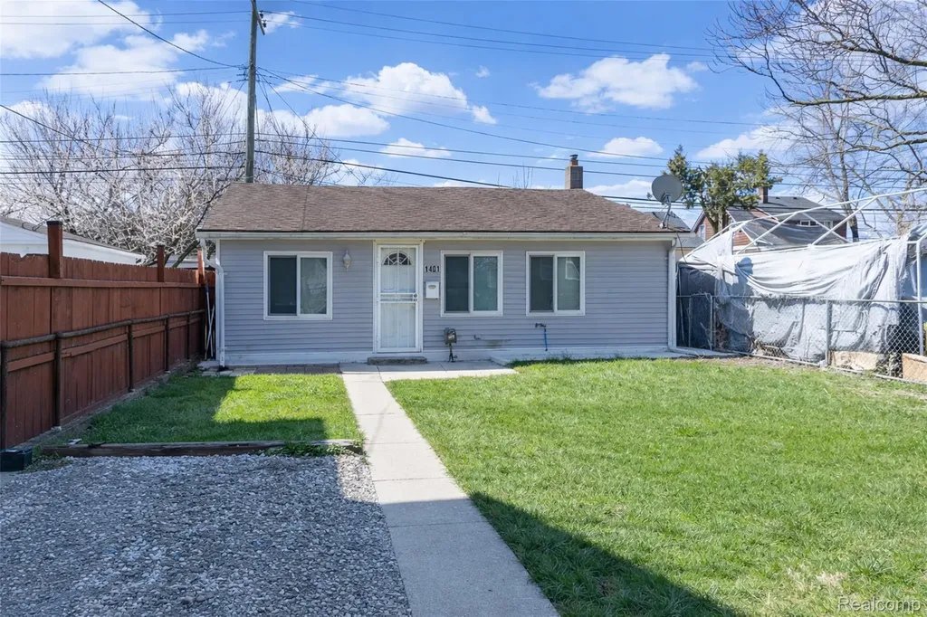 1401 University Avenue Lincoln Park City MI 48146
