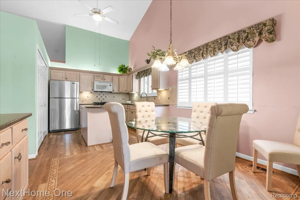 245 Winslow Circle Commerce Charter Township MI 48390