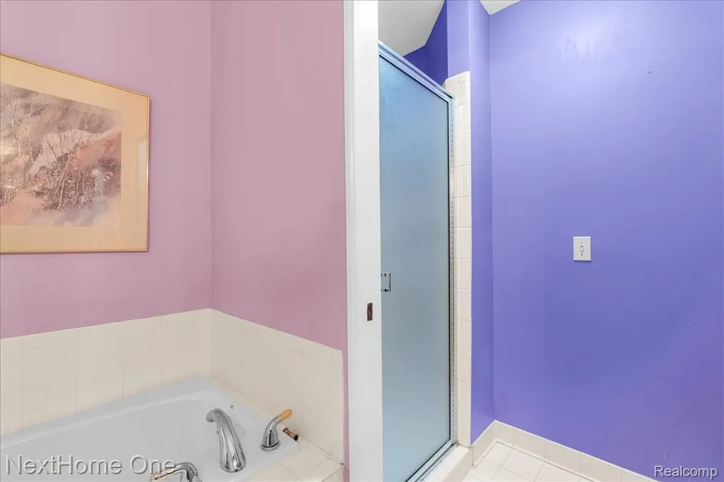 245 Winslow Circle Commerce Charter Township MI 48390