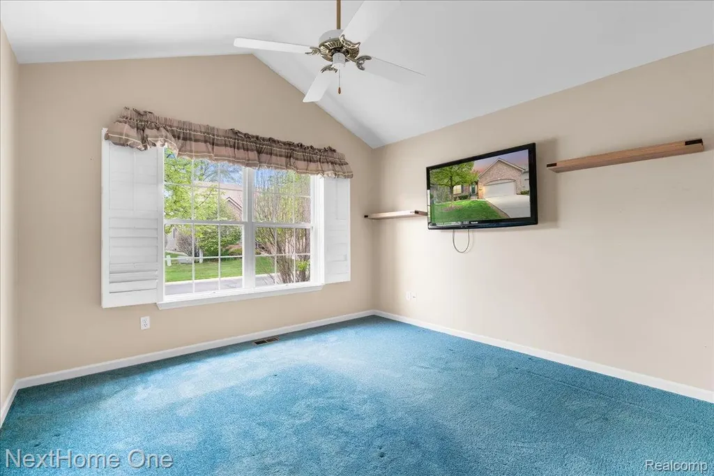 245 Winslow Circle Commerce Charter Township MI 48390