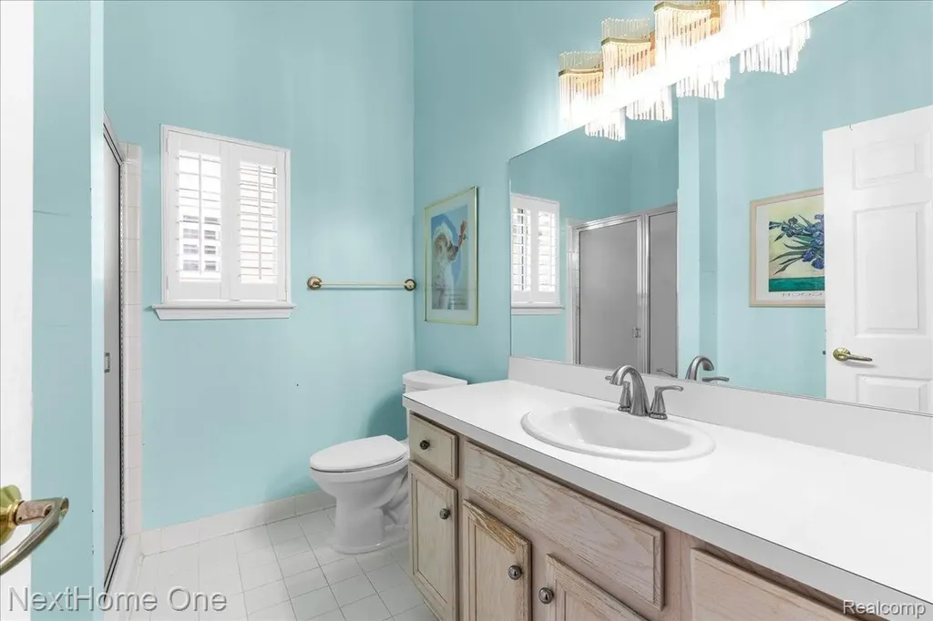245 Winslow Circle Commerce Charter Township MI 48390
