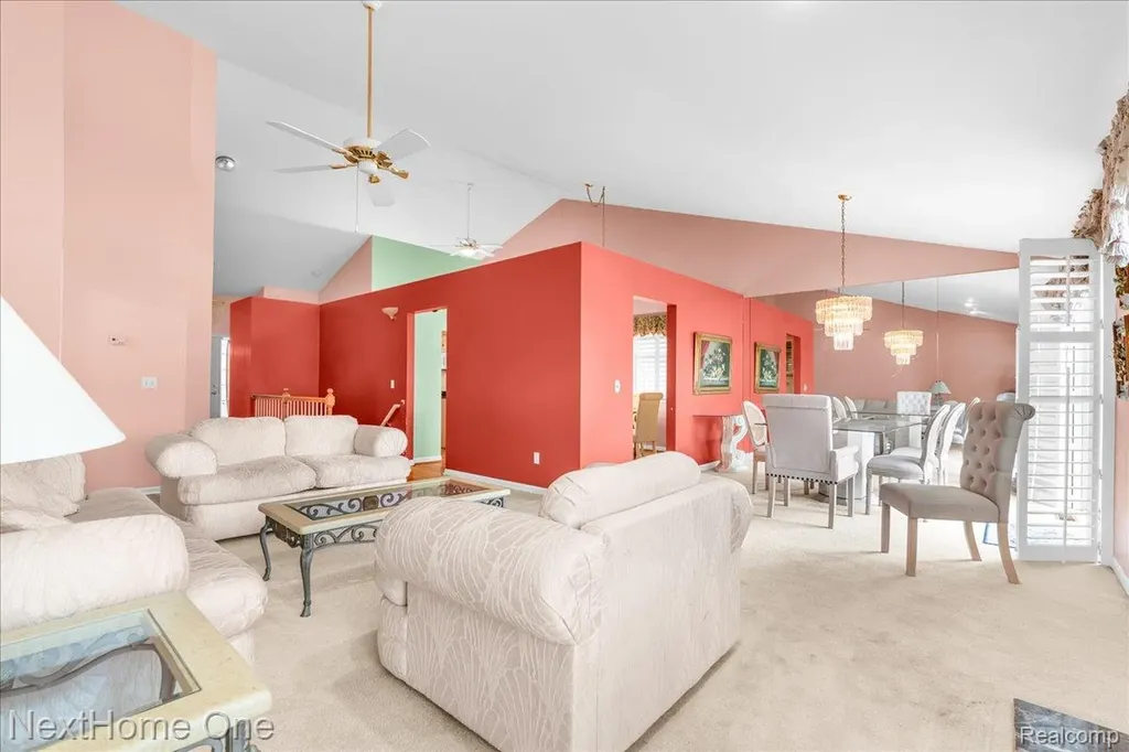245 Winslow Circle Commerce Charter Township MI 48390