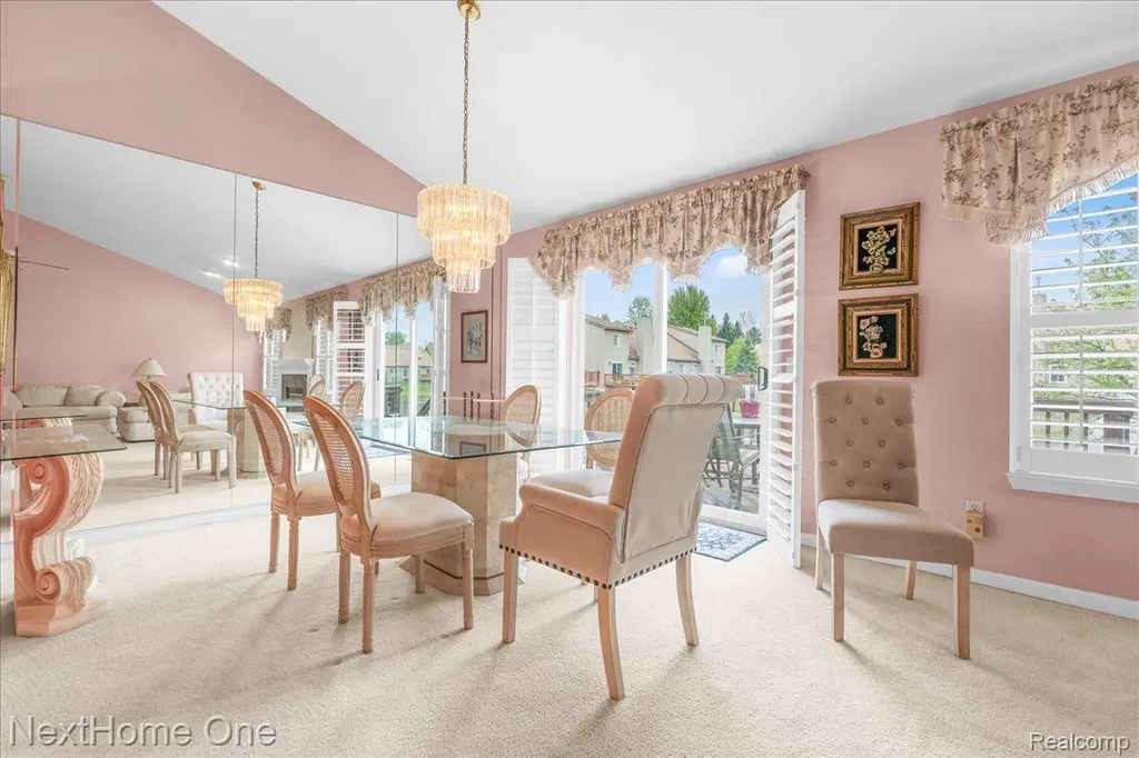 245 Winslow Circle Commerce Charter Township MI 48390