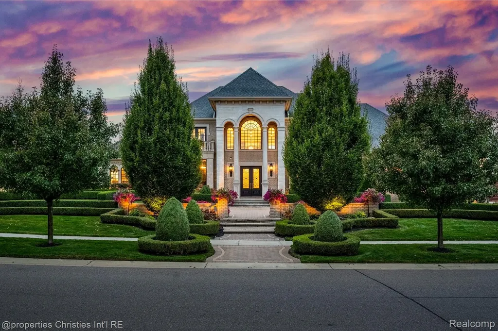 48923 Veneto Drive Novi City MI 48167