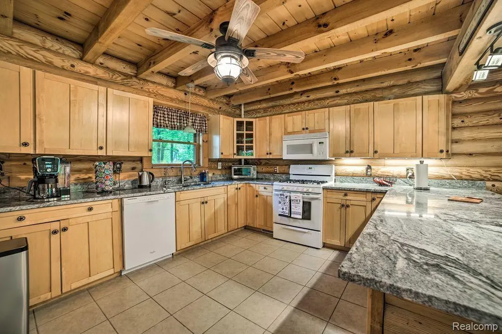 4380 Donnely Road Leoni Township MI 49201