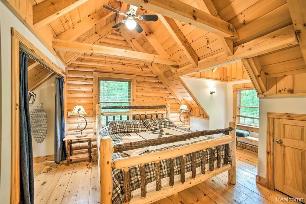 4380 Donnely Road Leoni Township MI 49201
