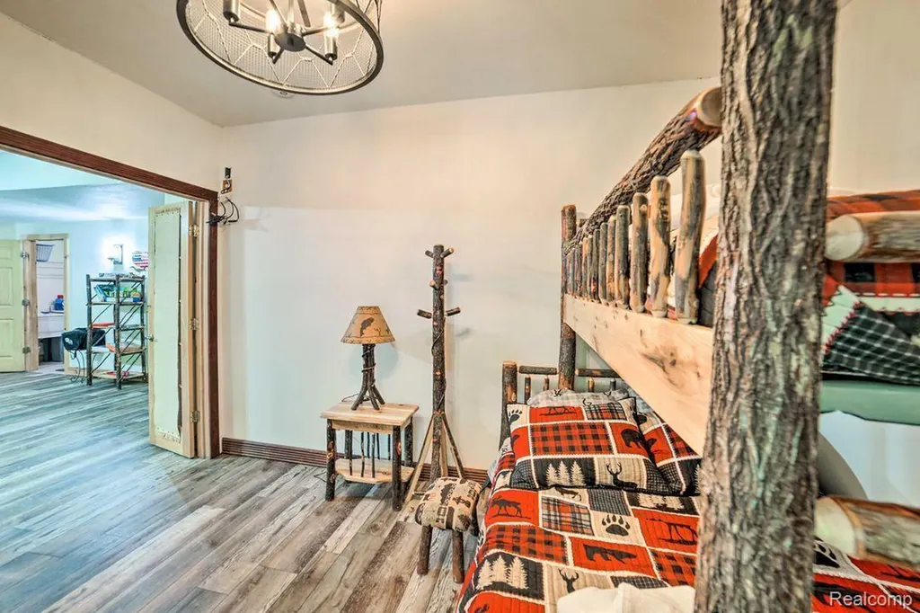 4380 Donnely Road Leoni Township MI 49201
