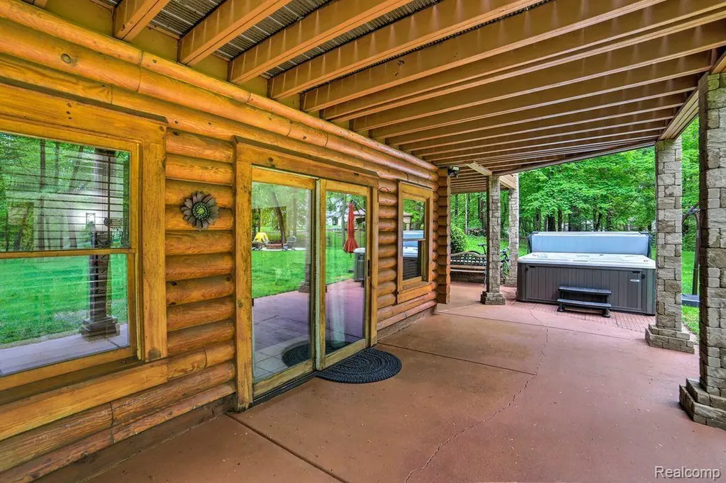 4380 Donnely Road Leoni Township MI 49201