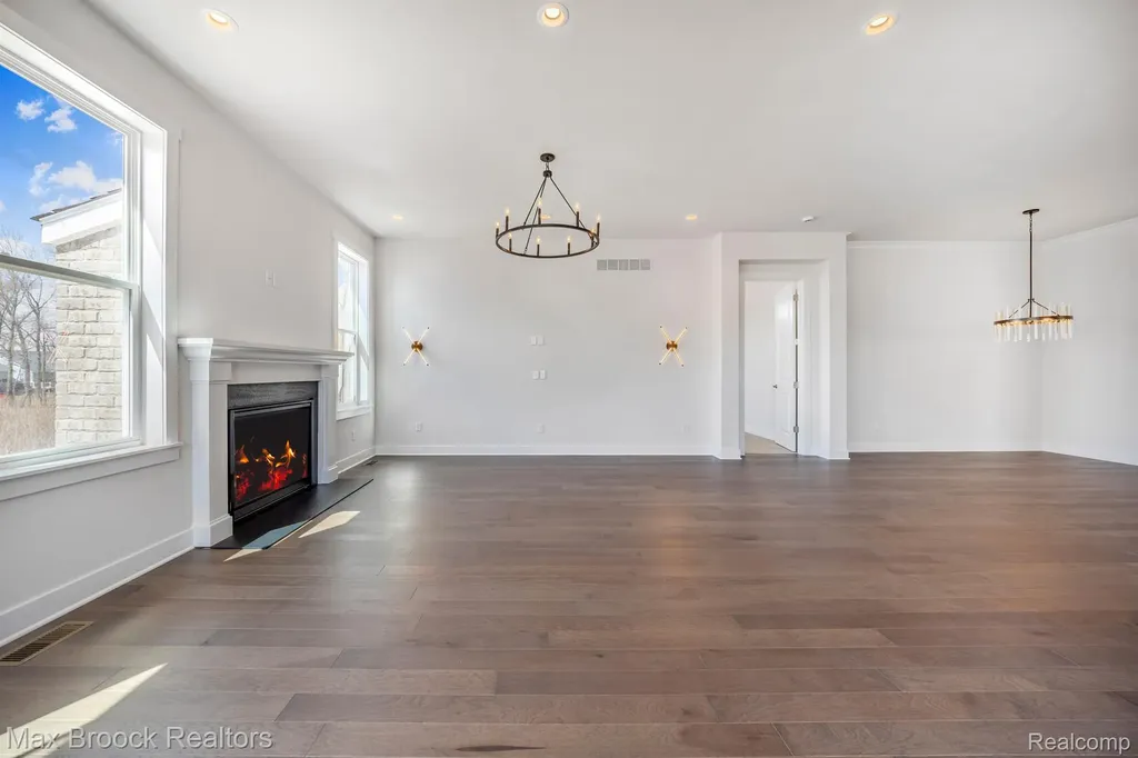 5636 Suffolk Court West Bloomfield Charter Township MI 48322