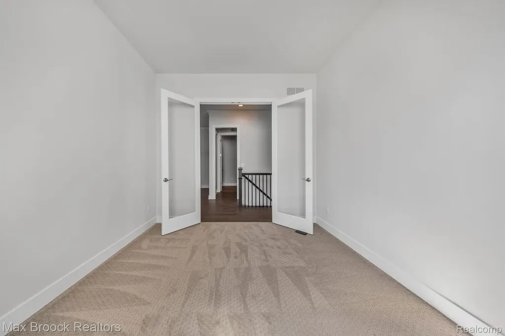 5636 Suffolk Court West Bloomfield Charter Township MI 48322