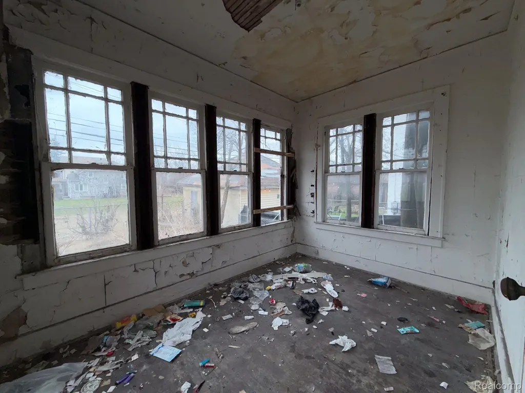 8788 Dexter Avenue Detroit City MI 48206