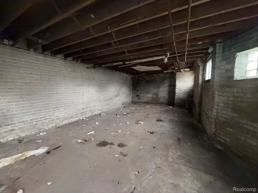 8788 Dexter Avenue Detroit City MI 48206