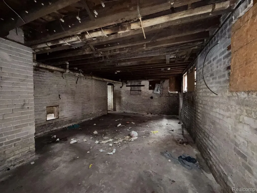8788 Dexter Avenue Detroit City MI 48206
