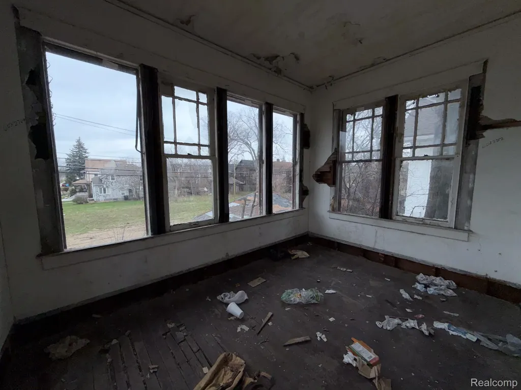 8788 Dexter Avenue Detroit City MI 48206