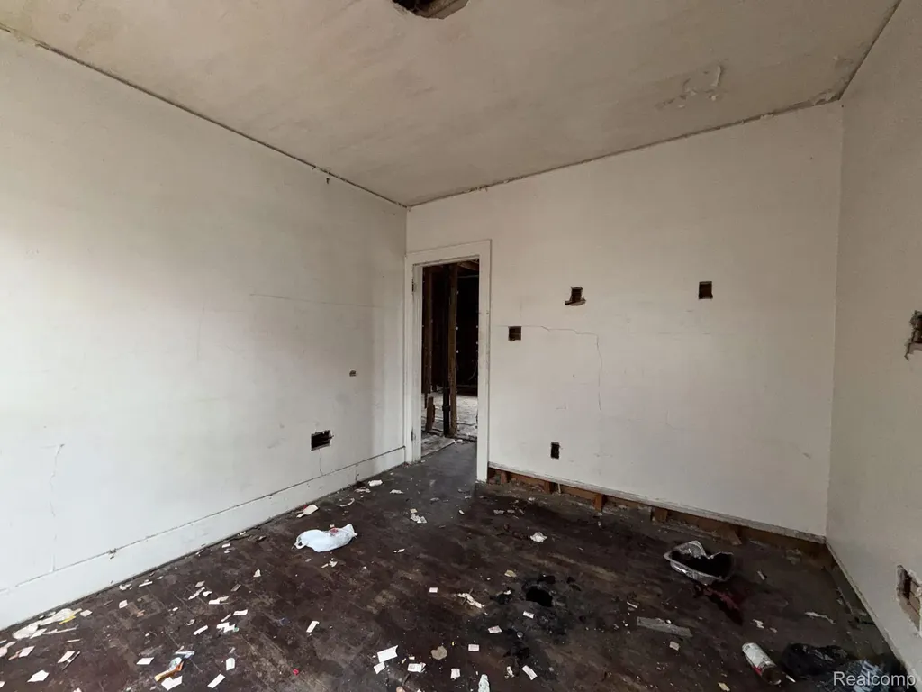 8788 Dexter Avenue Detroit City MI 48206