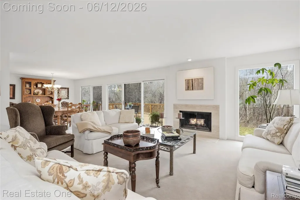 7026 Daventry Woods Drive West Bloomfield Charter Township MI 48322