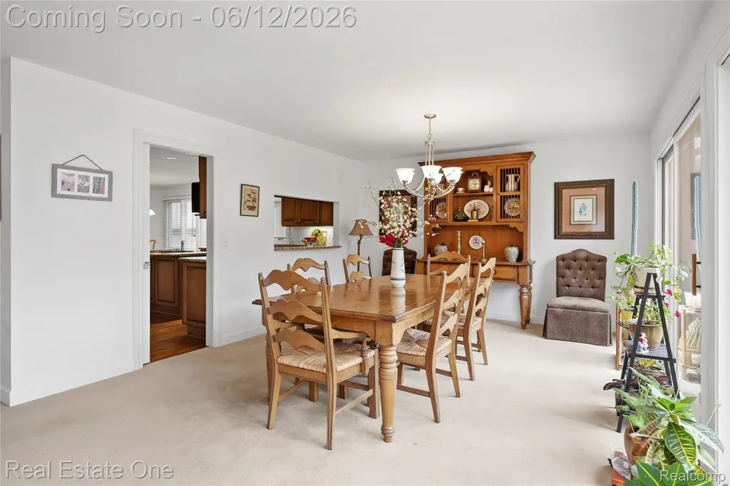 7026 Daventry Woods Drive West Bloomfield Charter Township MI 48322