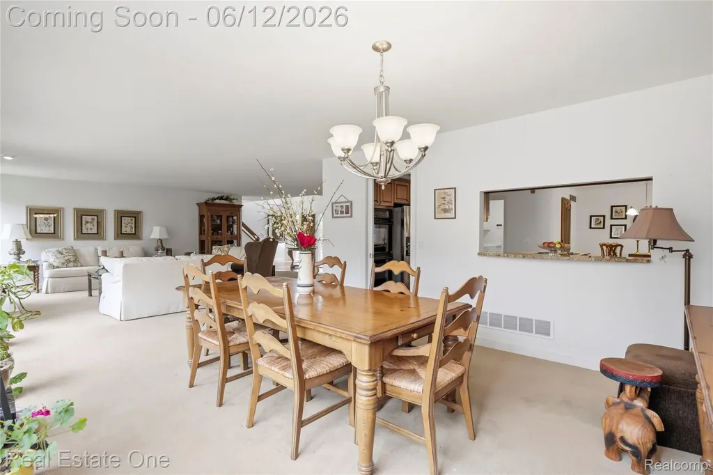 7026 Daventry Woods Drive West Bloomfield Charter Township MI 48322