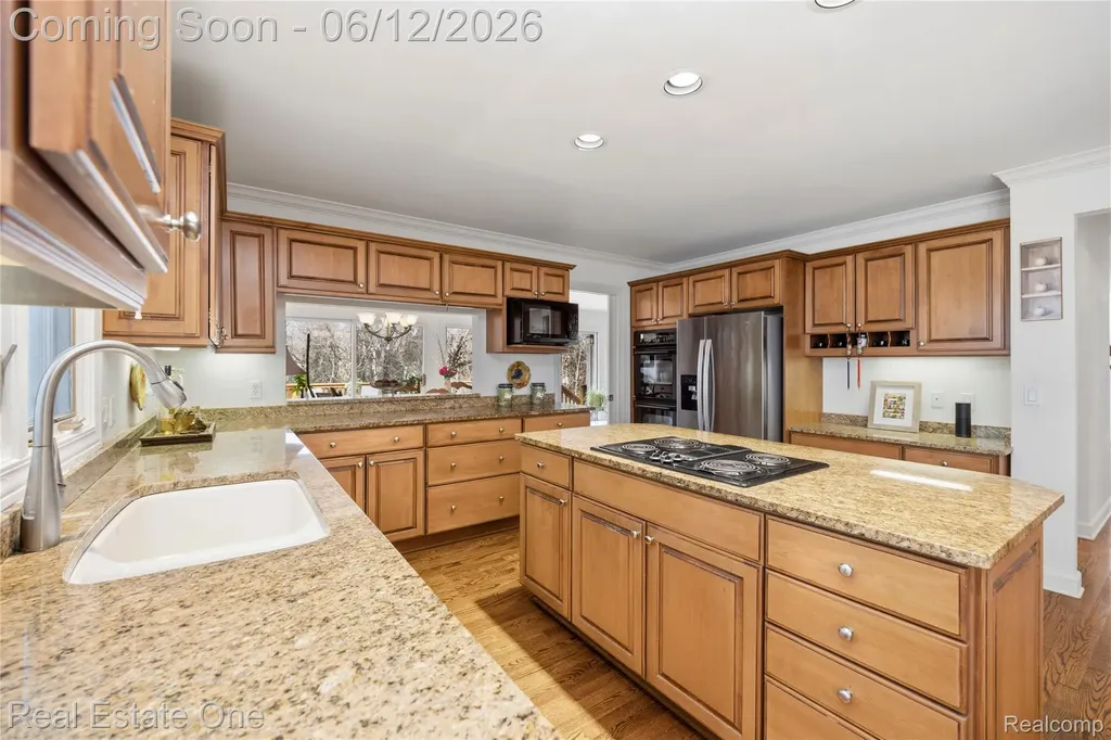 7026 Daventry Woods Drive West Bloomfield Charter Township MI 48322
