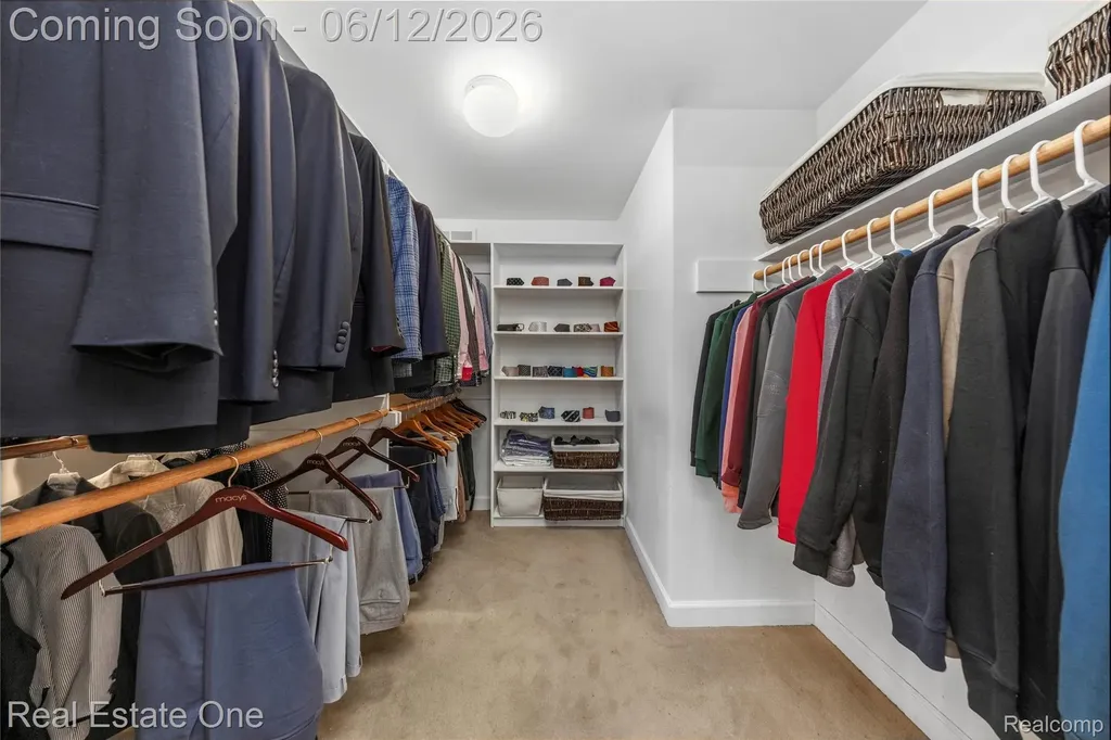 7026 Daventry Woods Drive West Bloomfield Charter Township MI 48322