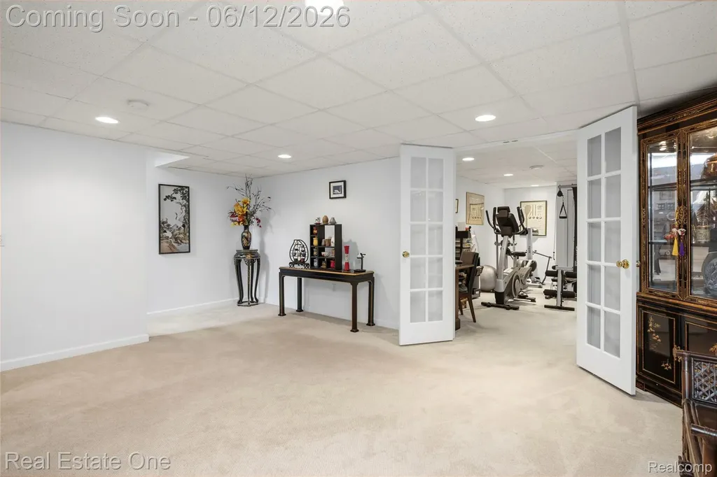 7026 Daventry Woods Drive West Bloomfield Charter Township MI 48322