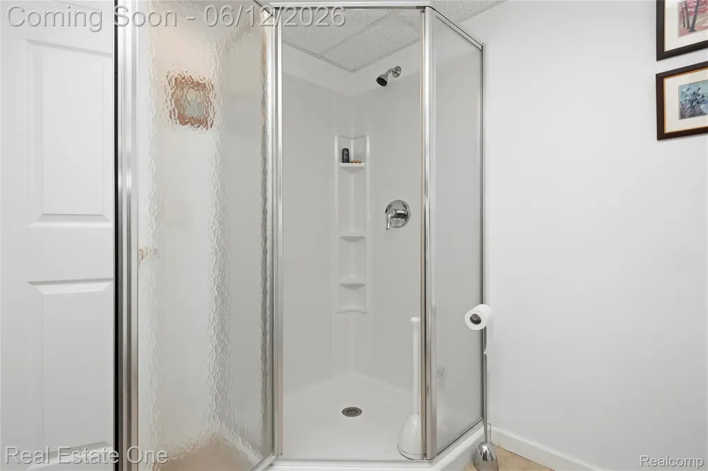 7026 Daventry Woods Drive West Bloomfield Charter Township MI 48322