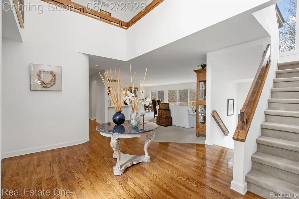7026 Daventry Woods Drive West Bloomfield Charter Township MI 48322