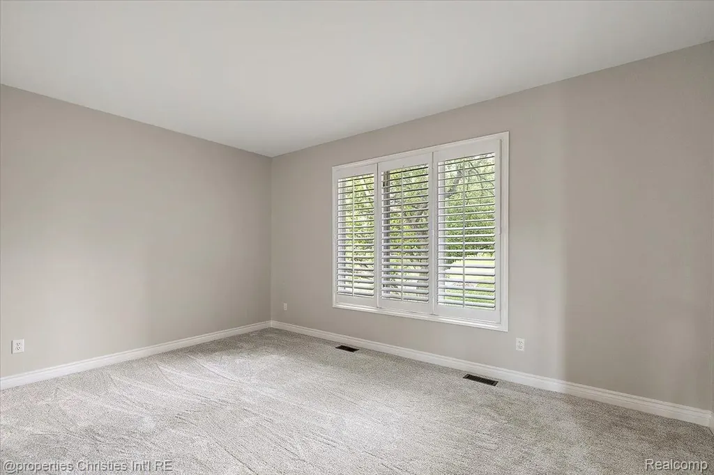 17258 Stonebrook Drive Northville Township MI 48168
