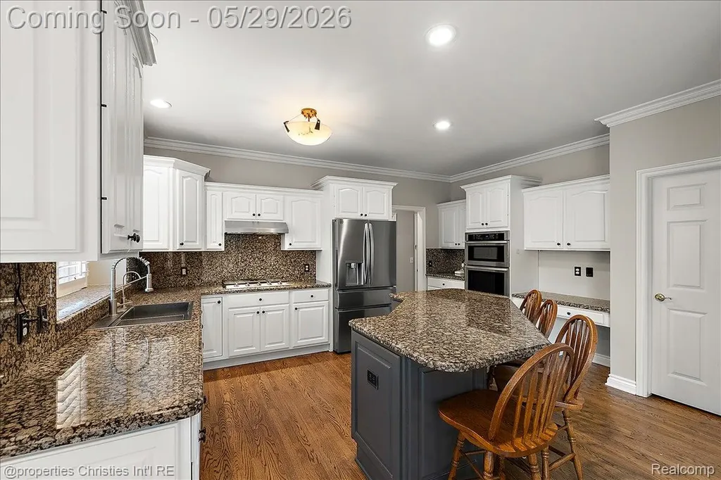 17258 Stonebrook Drive Northville Township MI 48168