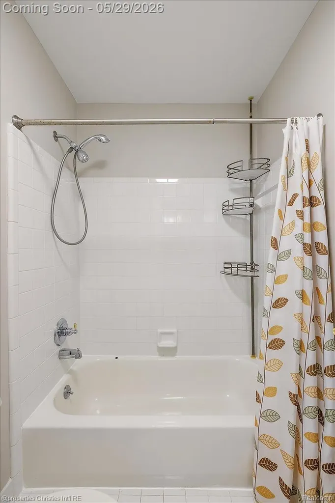 17258 Stonebrook Drive Northville Township MI 48168