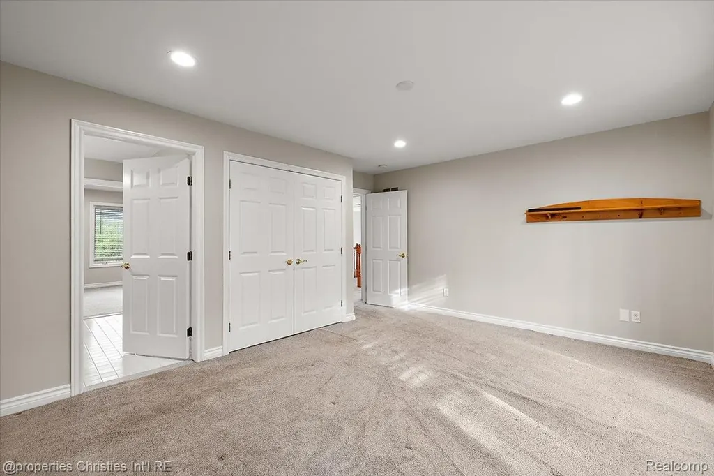 17258 Stonebrook Drive Northville Township MI 48168