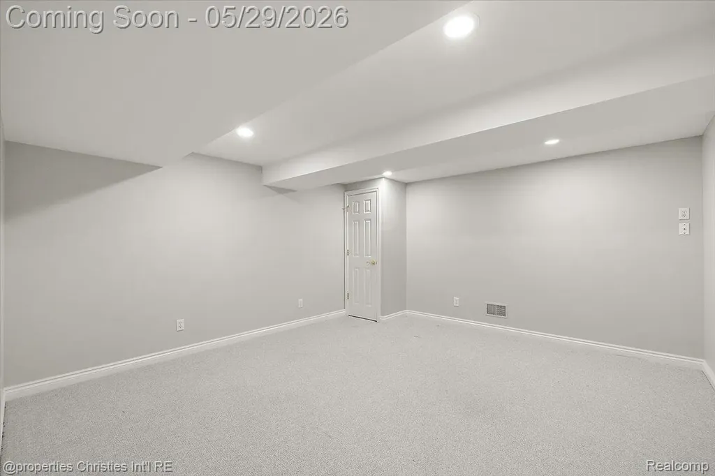 17258 Stonebrook Drive Northville Township MI 48168