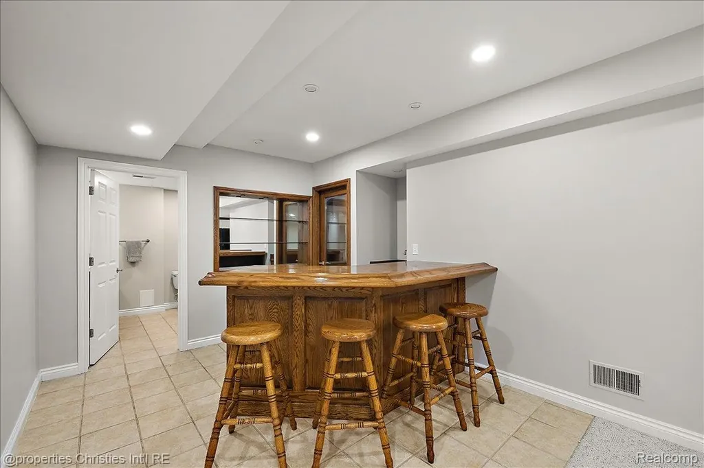 17258 Stonebrook Drive Northville Township MI 48168
