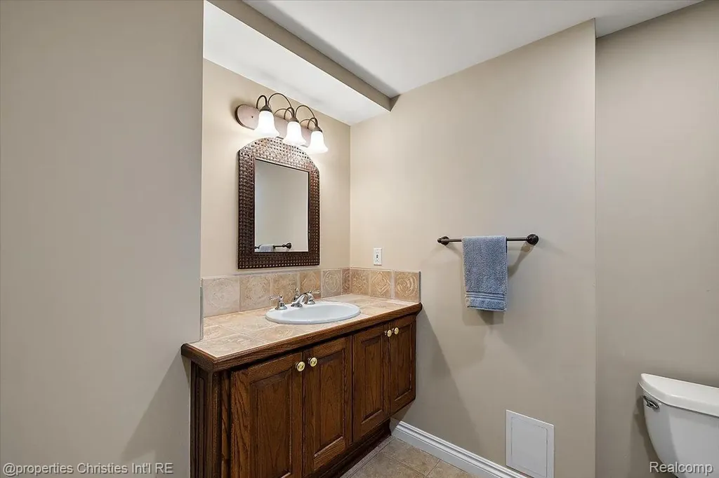 17258 Stonebrook Drive Northville Township MI 48168