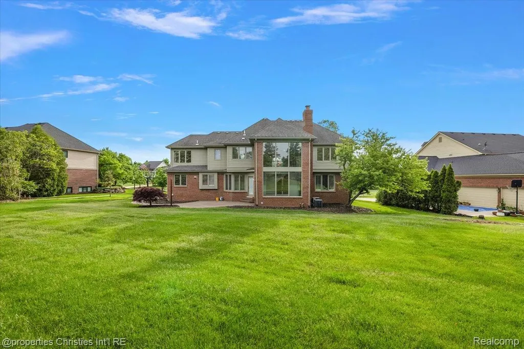 17258 Stonebrook Drive Northville Township MI 48168