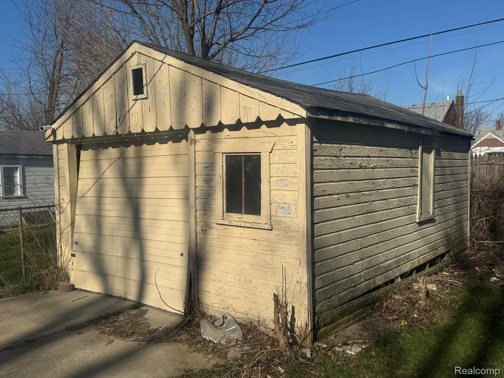 9261 Camley Street Detroit City MI 48224