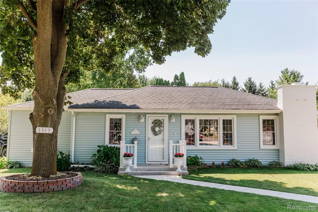 1115 Kingston Avenue Mundy Township MI 48507
