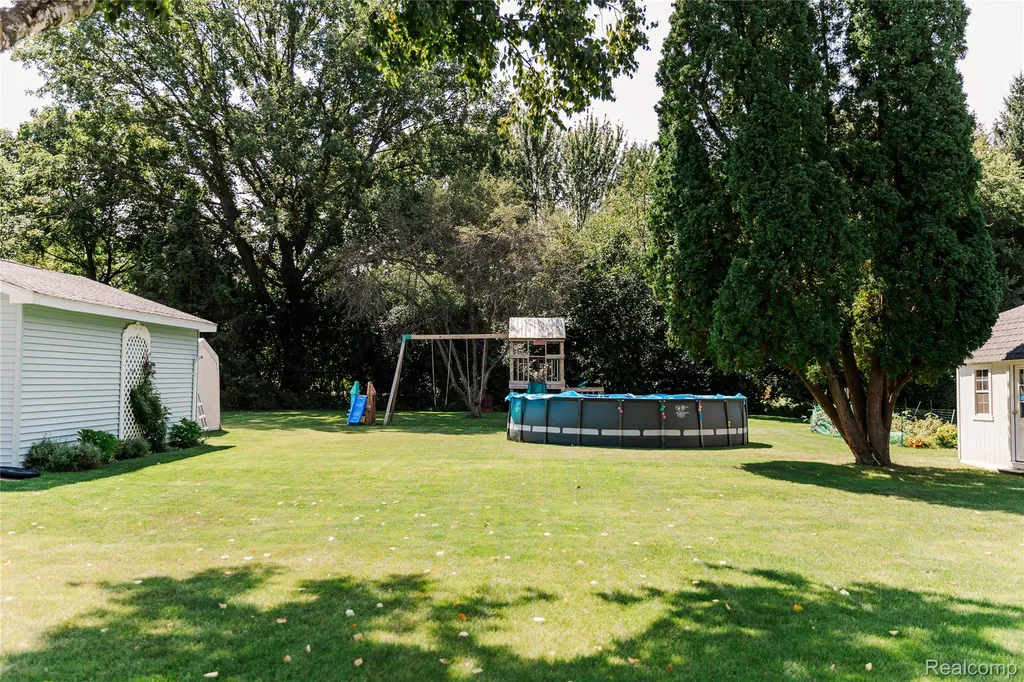 1115 Kingston Avenue Mundy Township MI 48507