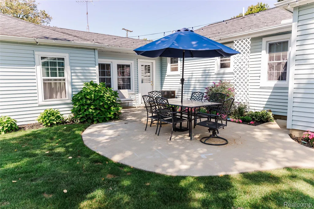 1115 Kingston Avenue Mundy Township MI 48507