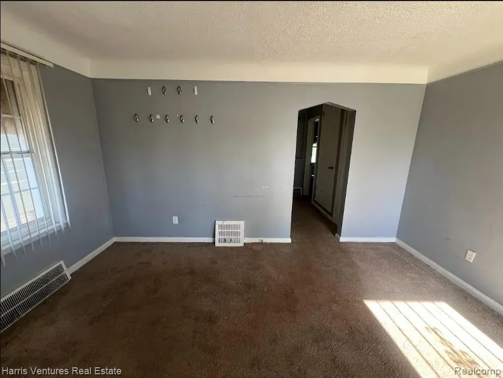 12088 Archdale Street Detroit City MI 48227