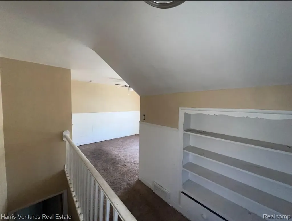 15825 Pinehurst Street Detroit City MI 48238