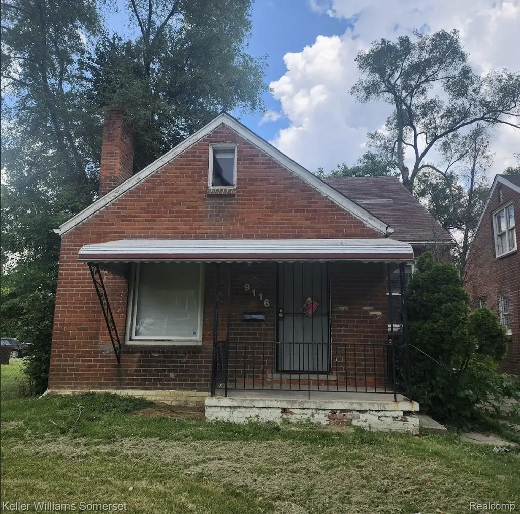 9116 Hartwell Street Detroit City MI 48228