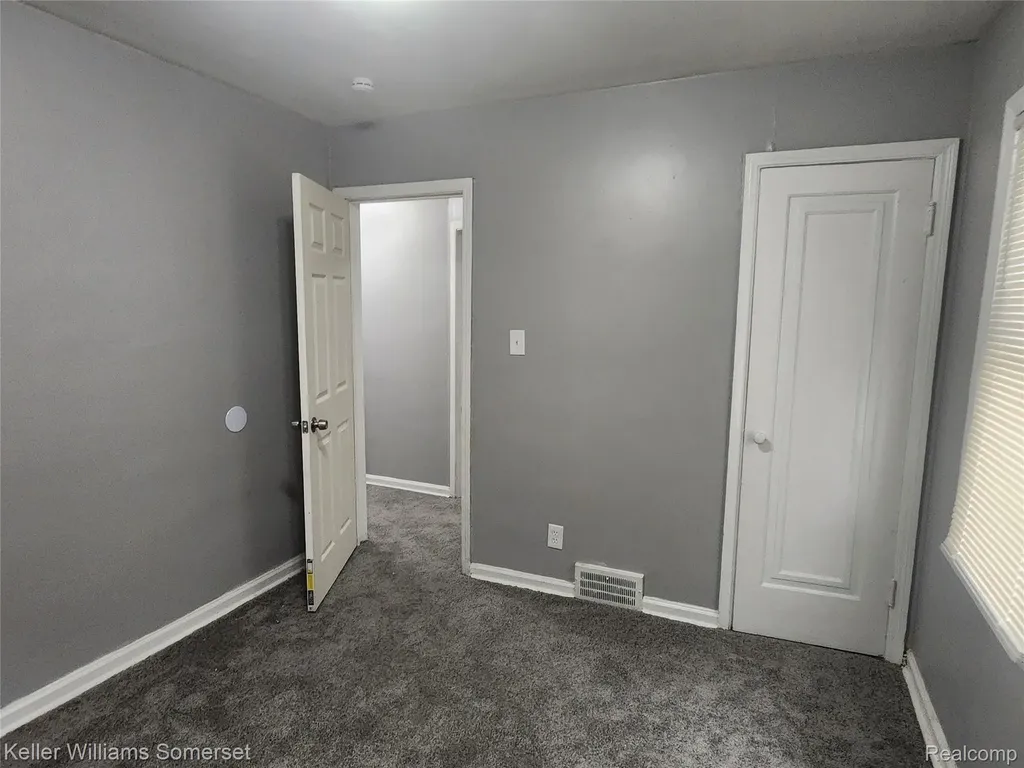 9116 Hartwell Street Detroit City MI 48228