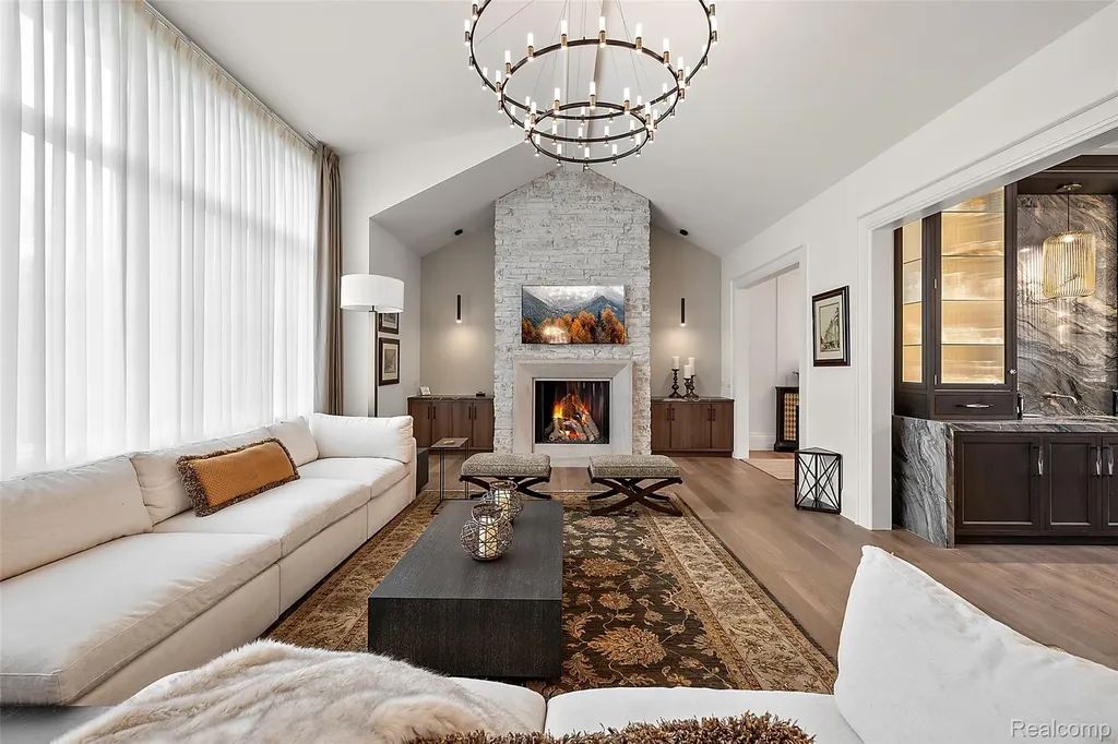 3431 Crooks Road Troy City MI 48084