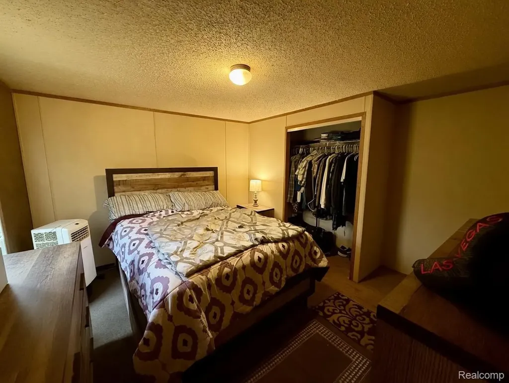 1570 Christine Terrace Madison Heights City MI 48071